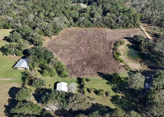 Property at 24490 Standard Cemetary Rd, Kiln, MS 39556