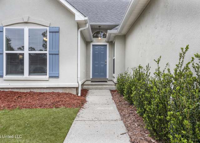 Property at 514 Royal Oak, Pass Christian, MS 39571, 3 beds, 2 baths