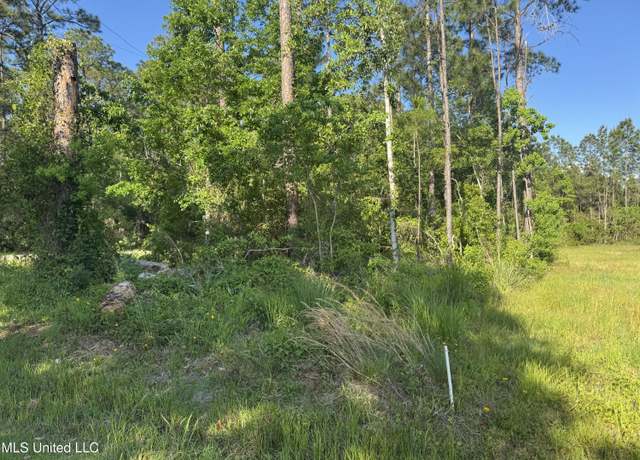 Property at Nsn Suzanne Dr, Pass Christian, MS 39571