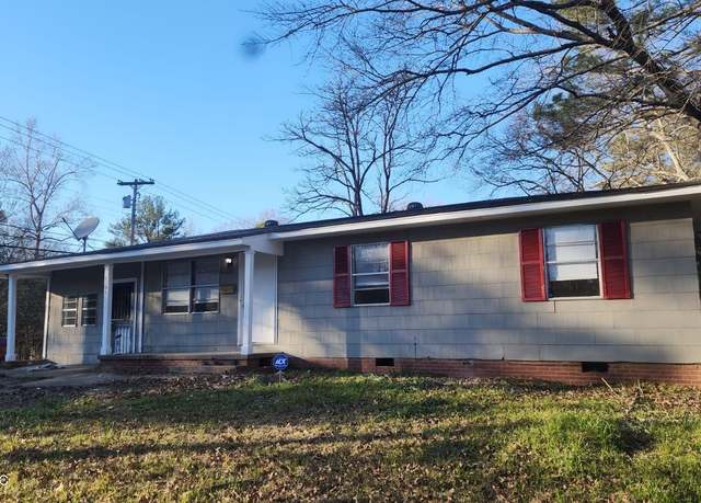 Property at 5270 Mattox St, Jackson, MS 39209, 4 beds, 1.5 baths