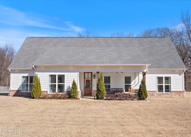 Property at 4646 Mccracken Rd, Hernando, MS 38632, 4 beds, 2.5 baths