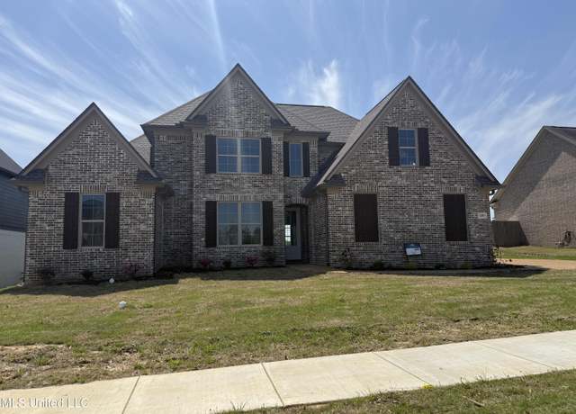 Property at 2483 Beauvoir Dr, Hernando, MS 38632, 5 beds, 3 baths