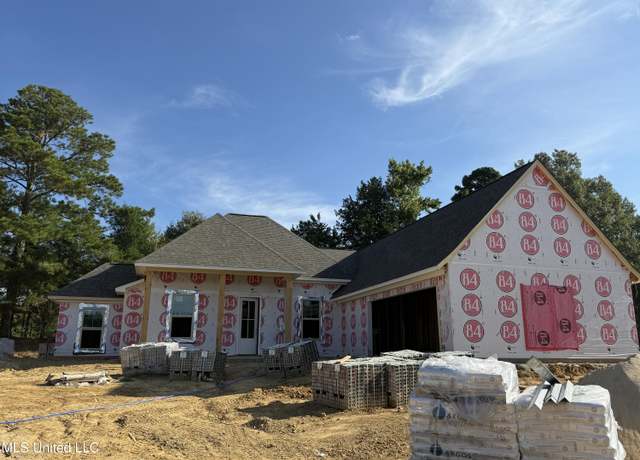 Property at 313 Jasmine Cove Ln, Brandon, MS 39042, 4 beds, 3 baths