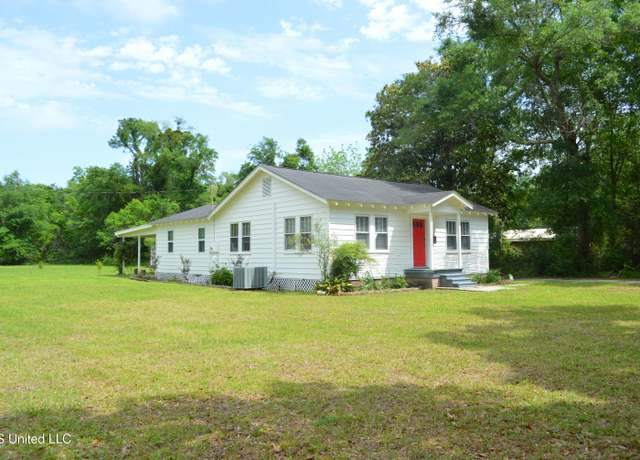 Property at 668 N Seal Ave, Long Beach, MS 39560, 3 beds, 2 baths