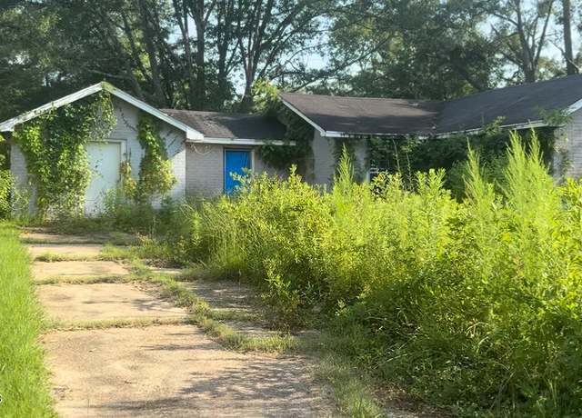 Property at 1643 Chapman Dr, Jackson, MS 39204, 4 beds, 2 baths
