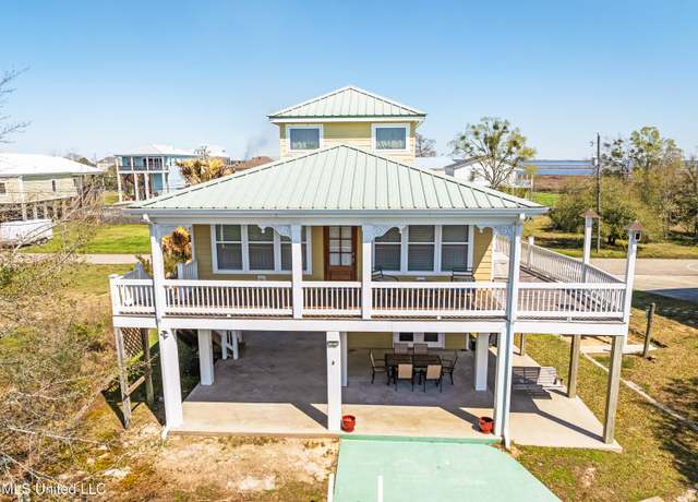 Property at 143 Helen Dr, Bay Saint Louis, MS 39520, 2 beds, 2 baths