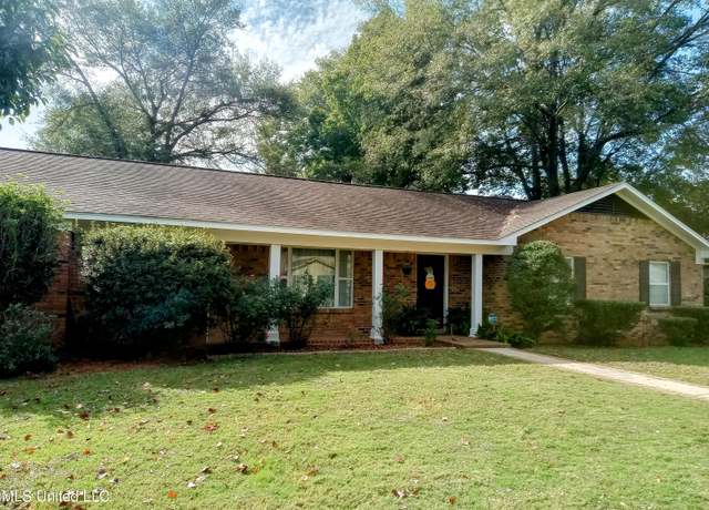 Property at 701 W Gresham St, Indianola, MS 38751, 3 beds, 2 baths