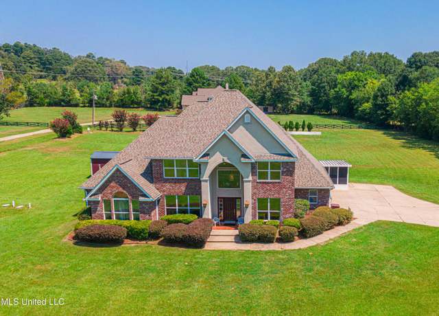 Property at 1000 Cedar Hill Rd, Madison, MS 39110, 5 beds, 4.5 baths