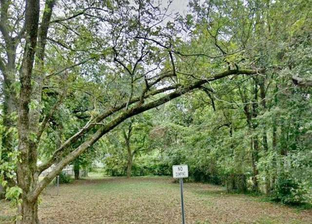 Property at 839 Lotus St, Greenville, MS 38701
