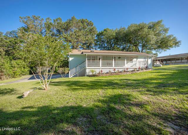 Property at 6509 Big Oak Dr, Ocean Springs, MS 39564, 4 beds, 2 baths