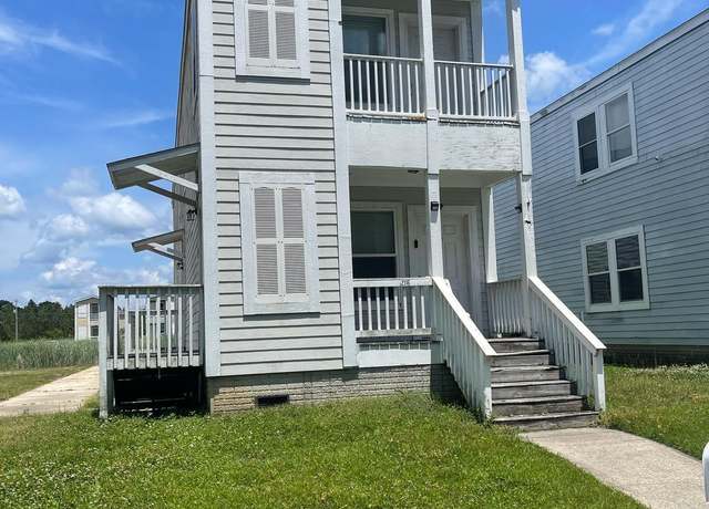 Property at 12116 Prudie Cir, Gulfport, MS 39503, 6 beds, 4 baths