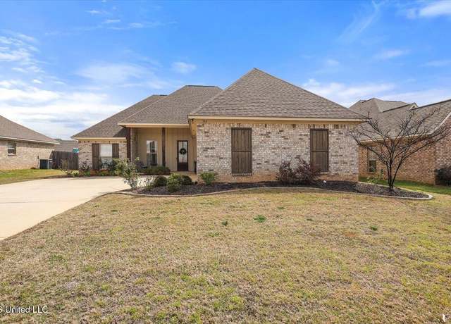 Property at 314 Buttonwood Ln, Canton, MS 39046, 3 beds, 2 baths