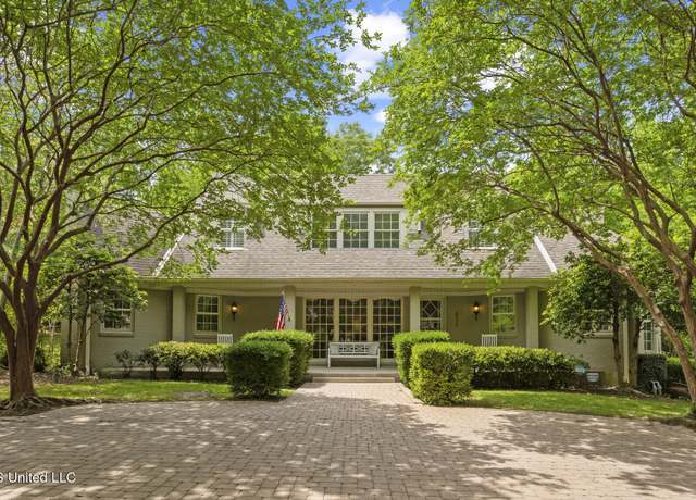 Property at 435 Glenway Dr, Jackson, MS 39216, 4 beds, 3.5 baths