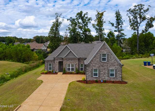 Property at 4788 E Bakers Trl, Nesbit, MS 38651, 4 beds, 3 baths