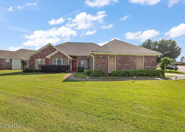Property at 304 Kings Ridge Cir, Brandon, MS 39047, 4 beds, 2 baths