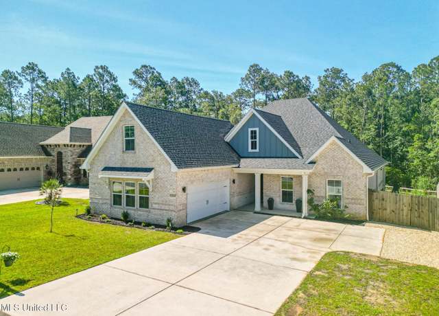 Property at 85014 Diamondhead Lakes Blvd, Diamondhead, MS 39525, 4 beds, 3 baths