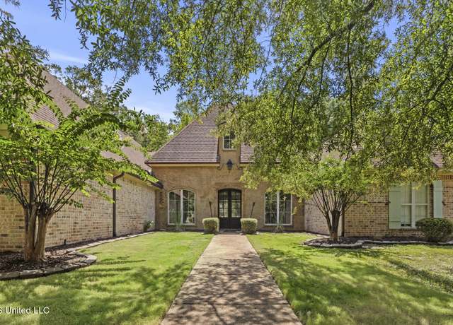 Property at 814 Beaumont Dr, Madison, MS 39110, 4 beds, 2 baths