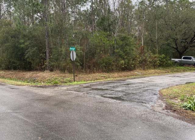 Property at 7096 George St, Bay Saint Louis, MS 39520