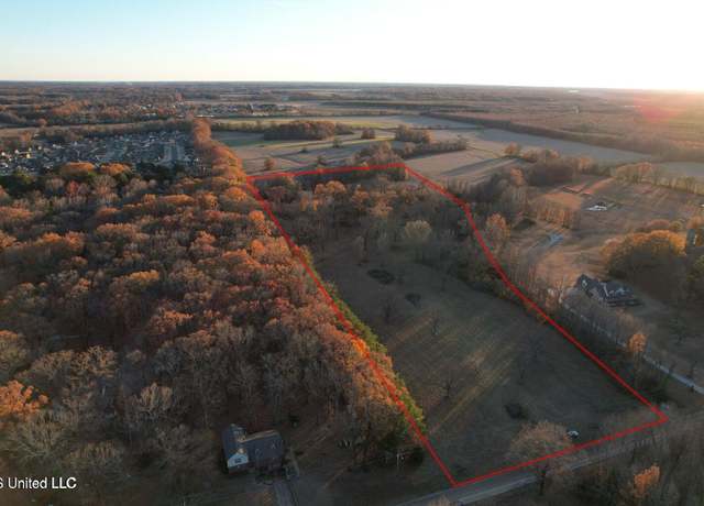 Property at 2001 W Oak Grove Rd, Hernando, MS 38632