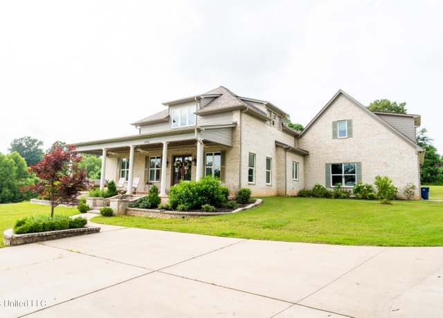 Property at 11992 Hidden Acres Dr, Byhalia, MS 38611, 5 beds, 4.5 baths