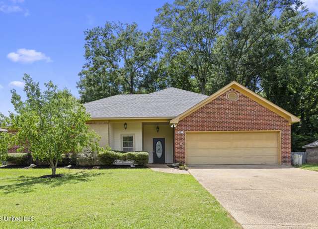 Property at 452 Pecan Cir, Brandon, MS 39042, 3 beds, 2 baths