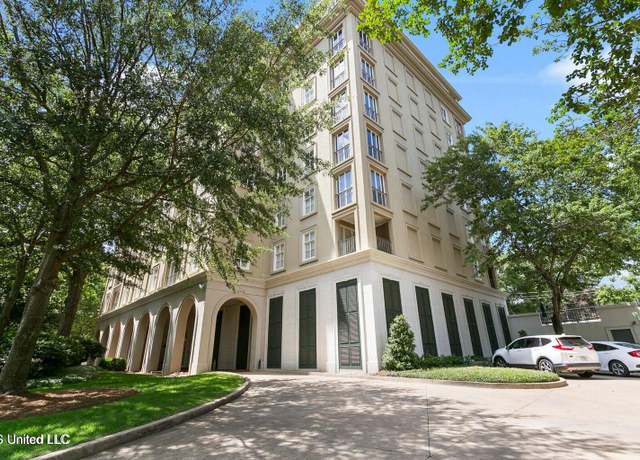 Property at 1200 Meadowbrook Rd #11, Jackson, MS 39206, 3 beds, 3.5 baths