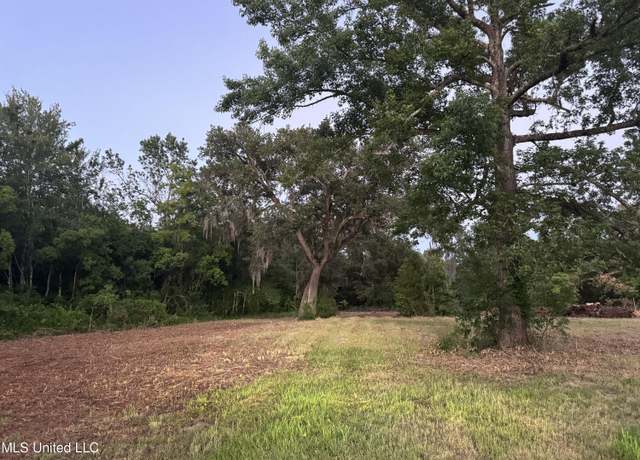 Property at 3220 Longfellow Rd, Bay Saint Louis, MS 39520