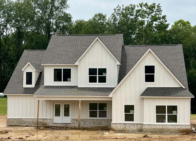 Property at 2907 Highwoods Dr, Byhalia, MS 38611, 4 beds, 3 baths