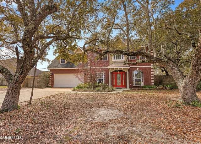 Property at 1516 Shelby Ln, Ocean Springs, MS 39564, 3 beds, 2.5 baths
