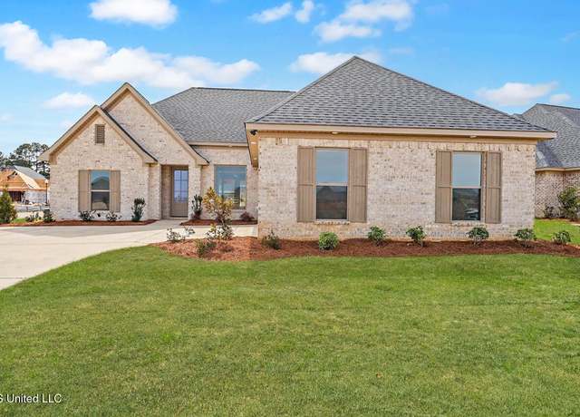 Property at 1018 Kensington Dr, Flowood, MS 39232, 4 beds, 3 baths
