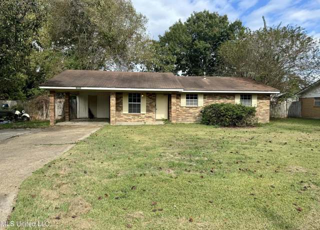 Property at 1201 Palm St, Vidalia, LA 71373, 3 beds, 1.5 baths