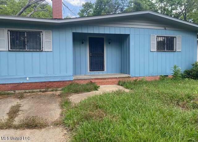 Property at 2804 Revere St, Jackson, MS 39212, 4 beds, 2 baths