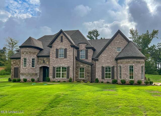 Property at 11376 Vicki's Ln, Olive Branch, MS 38654, 6 beds, 4.5 baths