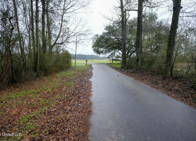 Property at 17 Howard Jordan Dr, Petal, MS 39465