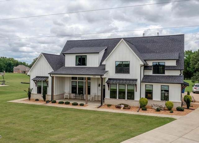 Property at 3098 S Fogg Rd, Hernando, MS 38632, 5 beds, 4.5 baths