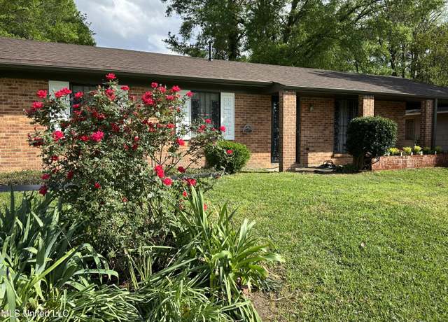 Property at 138 William Mckinley Cir, Jackson, MS 39213, 3 beds, 1.5 baths