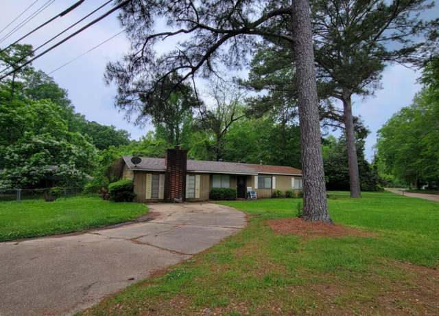 Property at 1405 Dianne Dr, Jackson, MS 39204, 3 beds, 2 baths