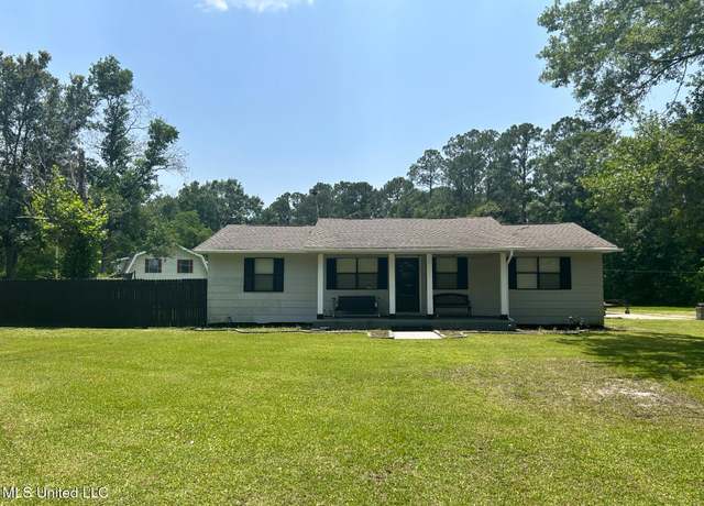 Property at 6400 Hans Rd, Moss Point, MS 39562, 4 beds, 2 baths