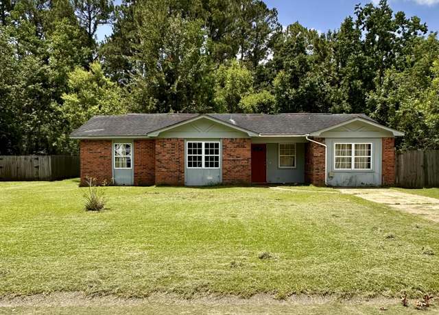 Property at 2217 Briargate Dr, Gautier, MS 39553, 3 beds, 1.5 baths