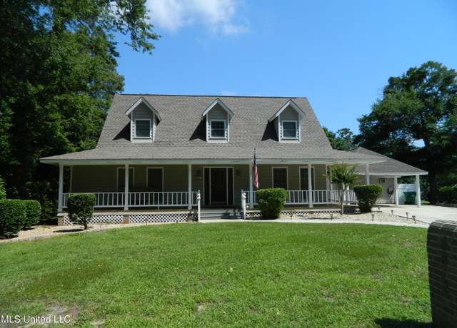 Property at 6612 Hale Ct, Diamondhead, MS 39525, 3 beds, 2.5 baths