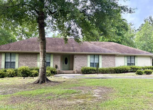 Property at 41 Covered Bridge Rd, Carriere, MS 39426, 3 beds, 2.5 baths