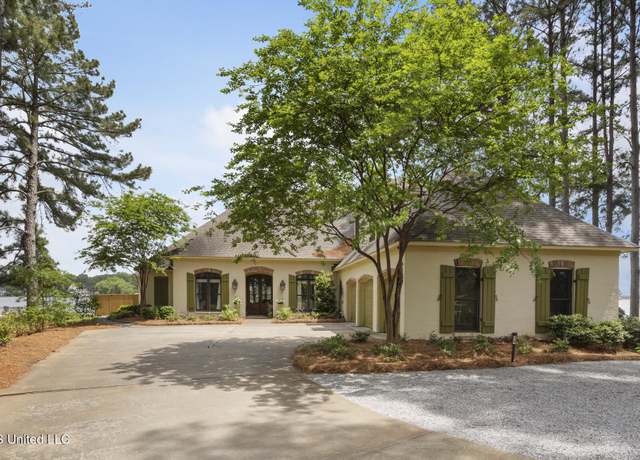 Property at 130 Northshore Pt, Madison, MS 39110, 4 beds, 4.5 baths