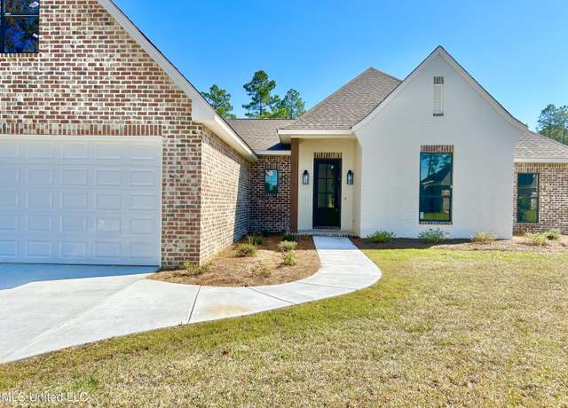 Property at 32 Sapphire Dr, Purvis, MS 39475, 4 beds, 2 baths