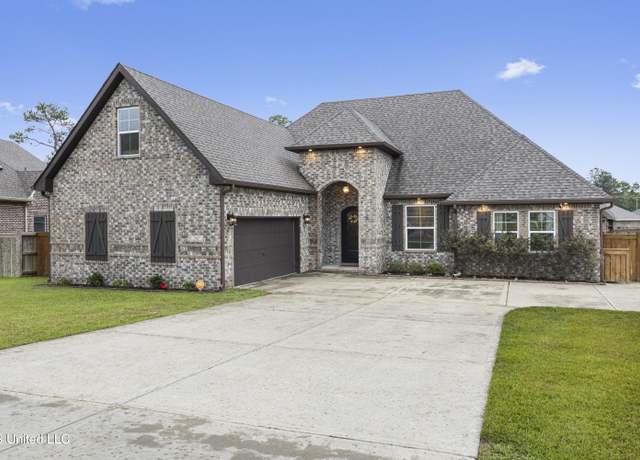 Property at 2987 Rue Acadian Gdns, Biloxi, MS 39532, 5 beds, 3 baths
