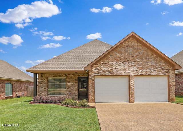 Property at 648 Westhill Rd, Brandon, MS 39042, 3 beds, 2 baths