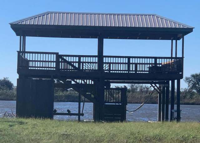 Property at 4155 Riverside Dr, Pearlington, MS 39572