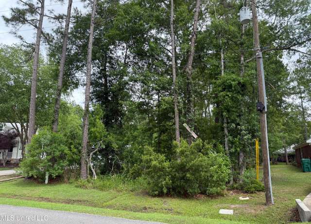 Property at 7313 Ahi Dr, Diamondhead, MS 39525