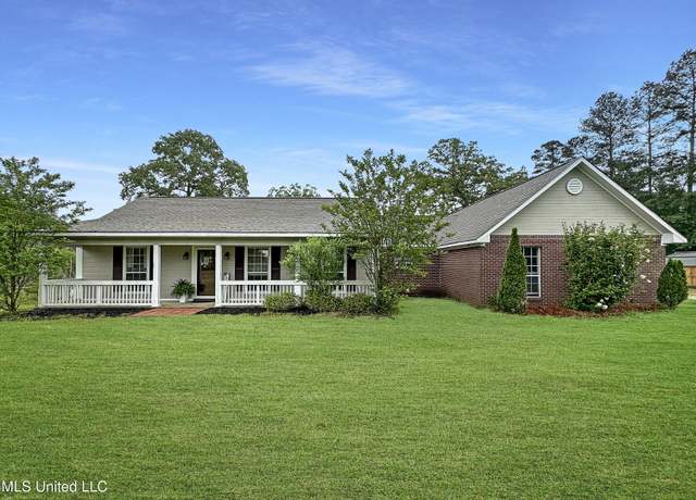 Property at 268 J Smith Rd, Mount Olive, MS 39119, 3 beds, 2.5 baths