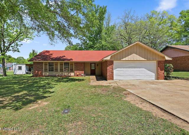 Property at 5530 Spencer Dr, Jackson, MS 39212, 3 beds, 2 baths