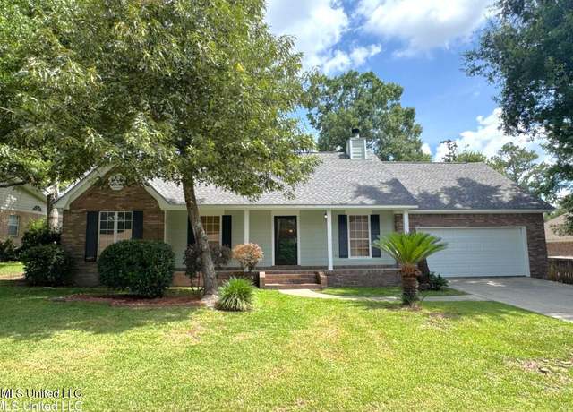 Property at 882 Maili Pl, Diamondhead, MS 39525, 3 beds, 2 baths